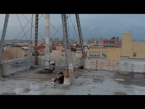 Tedy Andreas - Uneasy (Official Video)