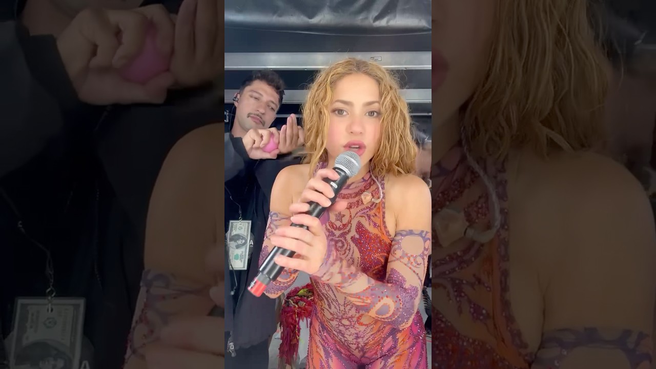 This is how we do it during quick change after Waka , before She Wolf! #LMYNLWorldTour