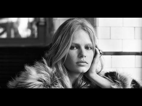Anna Ewers