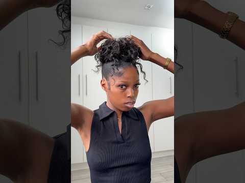 Quick and Easy Messy Bun Tutorial #hairtutorial #hairhacks #youtubeshorts