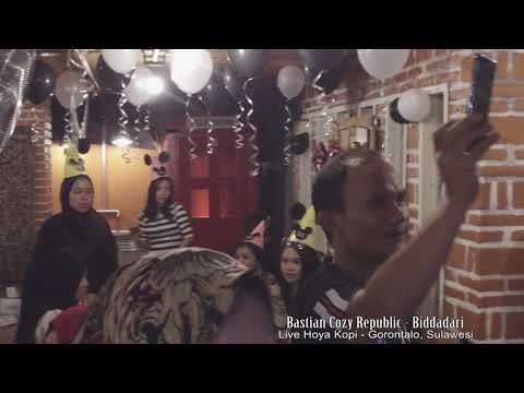 Bastian Cozy Republic - Bidadari (Live Hoya Kopi - Gorontalo)