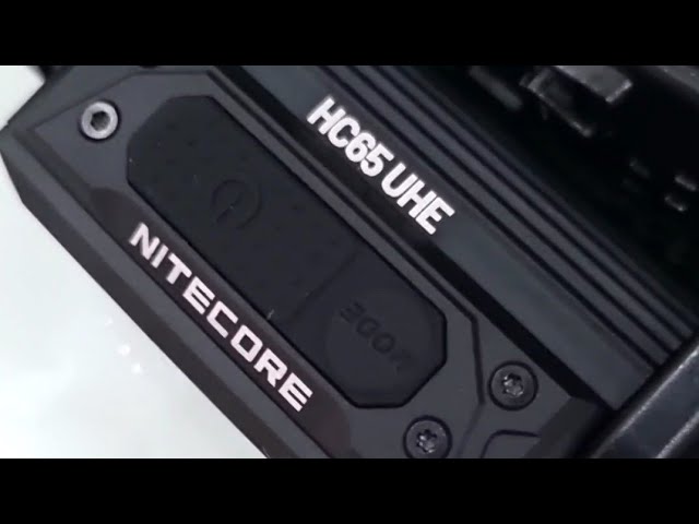 كشاف رأس نايت كور HC65 UHE