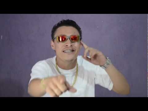 MC THIAGUINHO -TURMA DO SACODE ♪♫ ( MEDLEY AO VIVO 2012 )