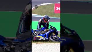 Download lagu Superbike race leader CRASHES OUT! #shorts  #motorsportaustralia @ASBK-Superbikes mp3