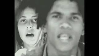 Natiruts-deixa o menino jogar vídeo clip 1997 com áudio estéreo