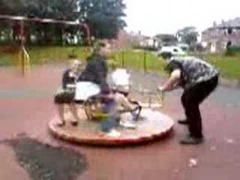 JESS.M BRITT.K. LIBBI.W N PEEPUL ON DIKKI GRENN ON DA RWNDABOUT  MYKIN DIS RANDUMM LAD PUSH US