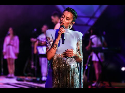Video thumbnail for Nasır (Live at Zorlu PSM)
