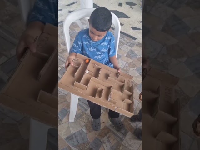 Vídeo relacionado con Racocou Pensamiento lógico Espacial, Juegos de Mesa, interacción lúdica Entre Padres e Hijos, Juguetes educativos, Creatividad para aliviar el estrés.,Negro