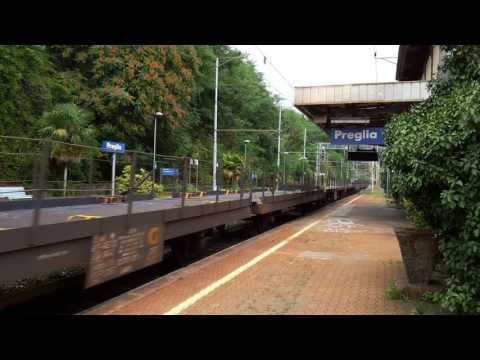 BLS Re 4/4 CON CARRI PER FURGONI IN TRANSITO A PREGLIA.(VB) 18 - 8 - 2016