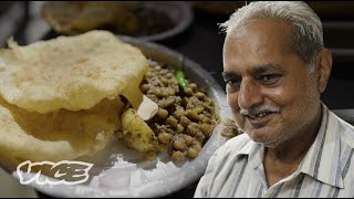 The Chole Bhature King of New Delhi  Street Food I
