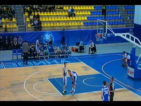 A.Pustahvar #12 blue Univ.Surgut-Dynamo M.