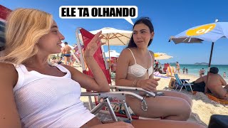ELAS SE BRONZEARAM NA PRAIA DA BARRA
