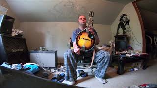 Video thumbnail for Mandolin beginner buying tips and The Epiphone M 20 review by Professional Canadian beaver walker