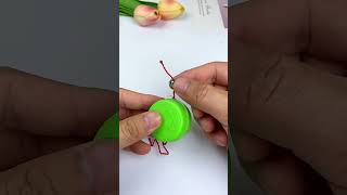 Don&#39;t throw away the used bottle caps, let&#39;s make a rattle that #viral #craft #art #shortvideo