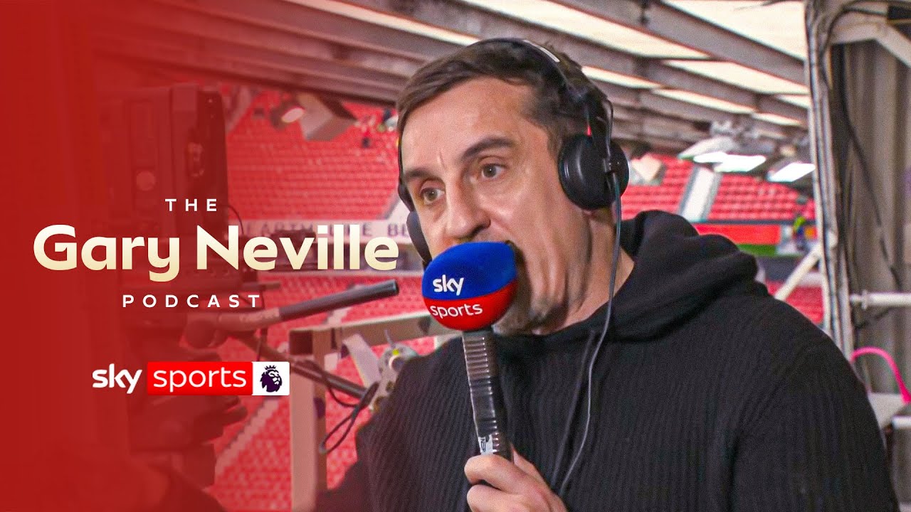 "What has Carrick done in THREE days?!" 😨 | Gary Neville Podcast 🎙️