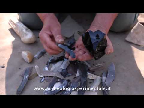 Scheggiatura dell'ossidiana - chipping obsidian - Archeologia Sperimentale