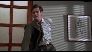 O mentiroso dublado - cena da caneta azul