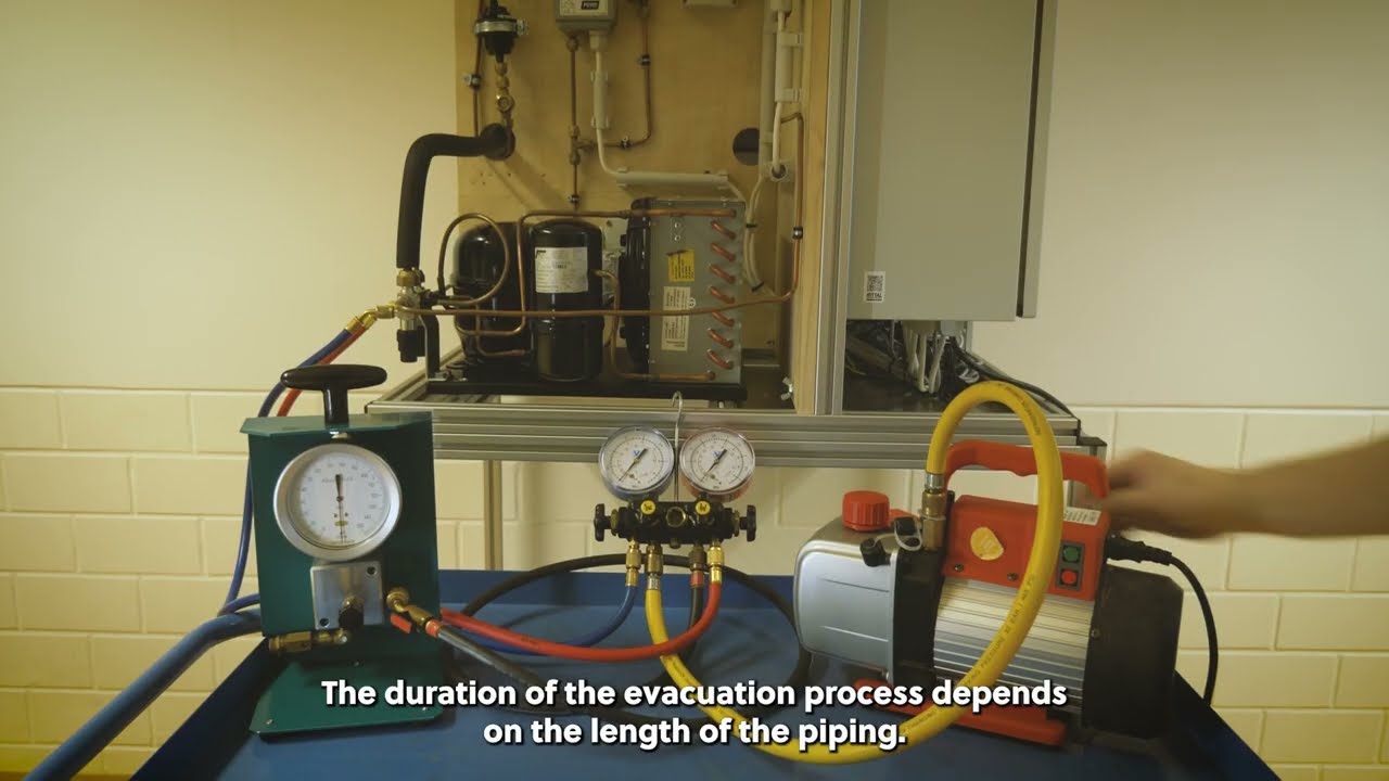 RAC Technician Video Series 3 - Video 4 - Evacuating a system