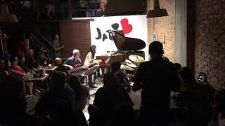 Makiko Yoneda TRIO 5 - Não posso ver um boteco - LIVE on JazzB at São Paulo , Brazil -