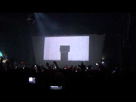 CREAMFIELDS 2011- Swedish House Mafia Intro