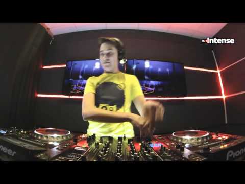 Live @ Radio Intense 11.12.2013 - Burzhuy