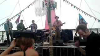 MAYBE MYRTLE TYRTLE @ Newcastle Community Green Festival 2011 (June 5th).MP4