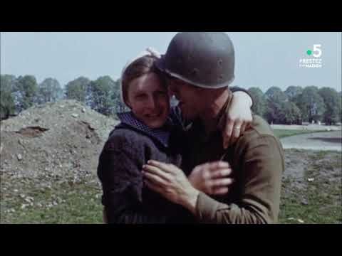 La case du siècle   Les filles de l'Escadron bleu France 5 2020 03 22 22 38