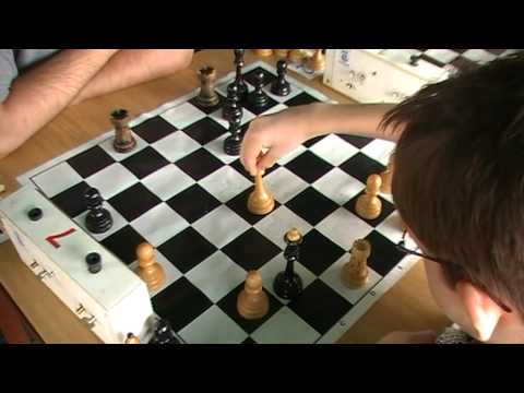 6.1. Viktor Gažík - Vladimír Lakatoš 1 - 0