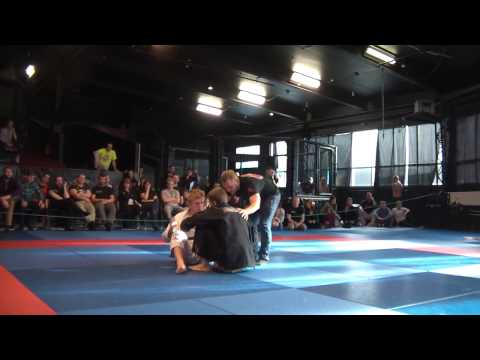 Halldór Logi vs Pétur