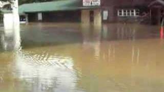 preview picture of video 'Flooded intersection in Lanesboro, PA'