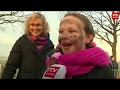 Zie ginds komt het vliegtuig...