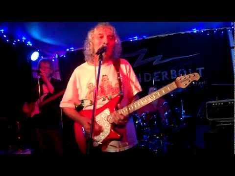 Albert Lee and Hogan's Heroes - Rad Gumbo