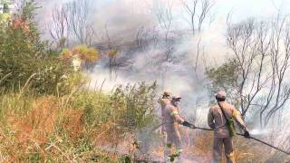 preview picture of video '(26/08/2011) Φωτιά Κάτω Συχαινά Πατρών - Bushfire - Buschbrand in Patras'