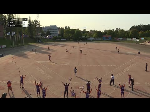 Kouvolan Pallonlyöjät ja Sotkamon Jymy harrastivat tiukkaa vääntöä loppuun asti Kouvolassa