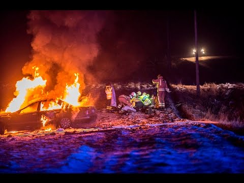 Bil voltade och började brinna- 69-årig man omkom