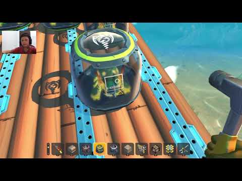 Feeding Glowb "Glow Bug" in Scrap Mechanic Beta Creative Mode Update Test 0.5.0