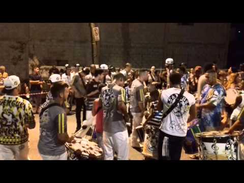 Sangue Jovem na quadra real mocidade santista.