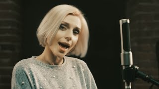 Ania Dudek &amp; HATBreakers - More than material (Roseaux cover @Live Session)