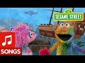 Sesame Street: Find Rainbow with Elmo and Abby! | I Spy Color Song #5 Sesame Street: Find Rainbow with Elmo and Abby! | I Spy Color Song #5