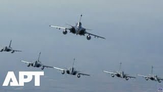 India’s Rafale, Su-30 MKI, MiG-29 and Jaguars Dominate Skies in Republic Day Fly-Past | APT