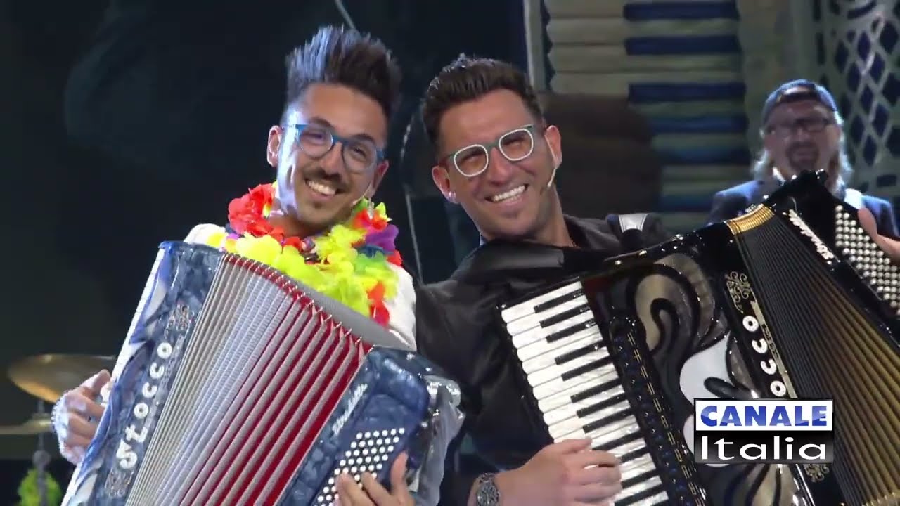 Giuseppe Spinelli e Mirko Putzu "EPICA" (cumbia) Canale Italia SPECIALE FARFALLINA Cantando Ballando