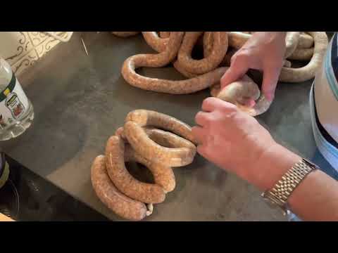 BRATWÜRSTE SELBER MACHEN wie von Oma und Opa - kosanimkocht