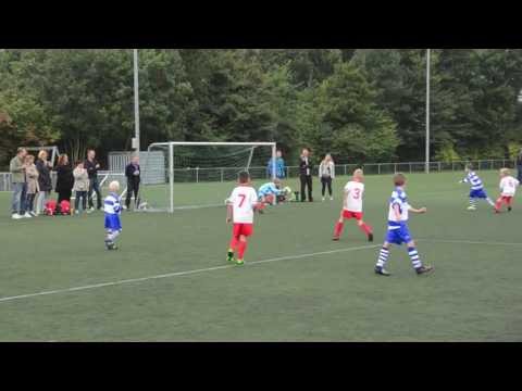 Oliveo F1 - RKDEO F3 -- Jeugdvoetbal Bekerwedstrijd