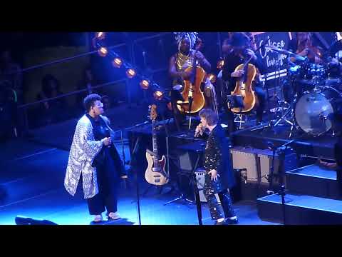 Brandi Carlile and Brittany Howard - This is a Man's World (cover) @ MSG in NYC 10/22/2022