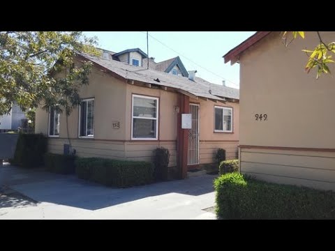 Charming 1bd Apartment in Single Story Building property video
