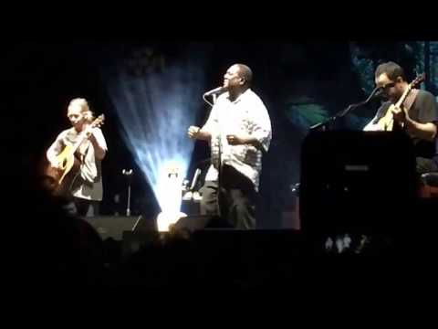 Dave Matthews and Tim Reynolds - Mother of Africa and Everyday with Vusi Mahlasela