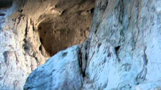 preview picture of video 'България - Проходна пещера ІІ'