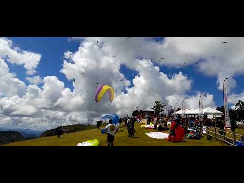 mundial de vou de parapente  .na rampa do monjolo Baixo guandu Espírito Santo Brasil.