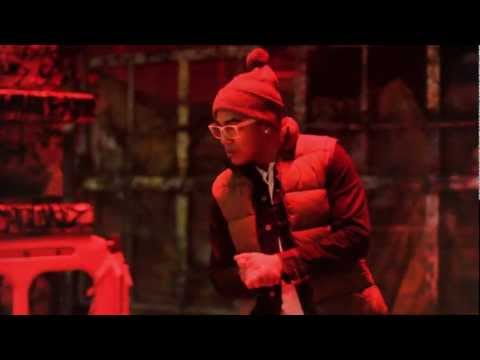 Perry Mystique- Kriss Kross FREESTYLE (Official Net Video) **FROM THE EP 'BUILDIN' BRIDGES