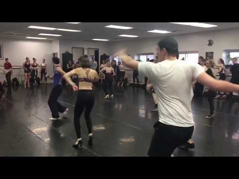 download lagu mp3 mp4 Metro Movement, download lagu Metro Movement gratis, unduh video klip Metro Movement